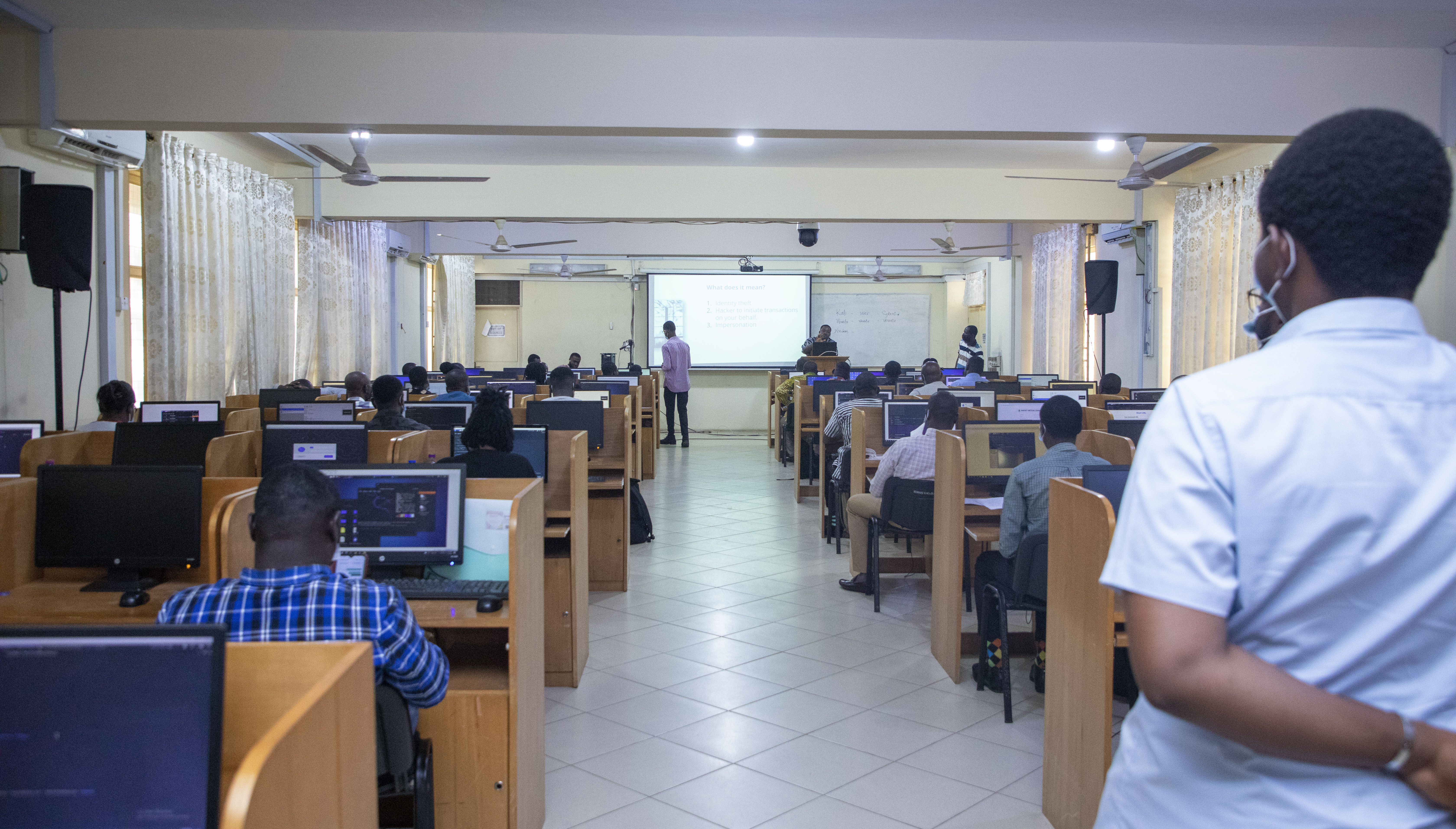 COLLEGE OF SCIENCE IN COLLABORATION WITH CCBI HOLDS CYBERSECURITY AND DIGITAL FORENSICS SHORT COURSE
