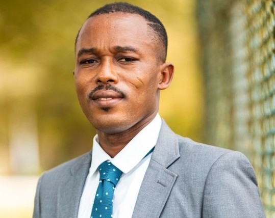 Dr linus Kwaku Labik